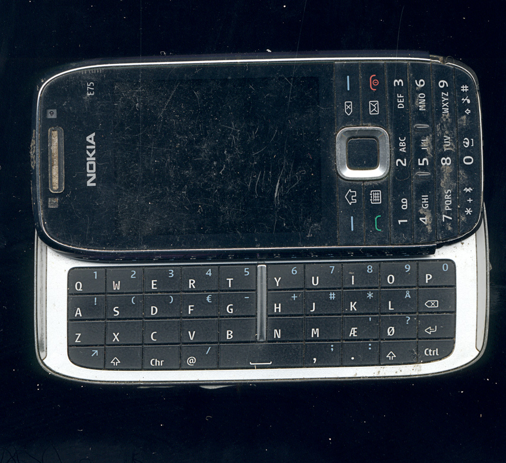 Nokia-E75-keyboard-grime-djbrevet-dk